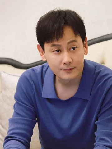 Qiu Xinzhi as Sang Rong