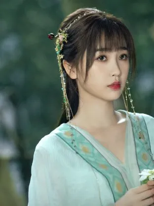 Esther Yu (Yu Shuxin) as Xiao Lanhua (Orchid)