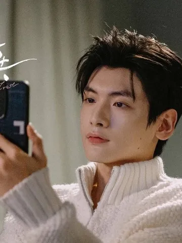 Zhai Xiaowen as Xiang Lang